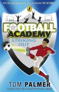Book: 9-11 years - Football Academy: Striking Out